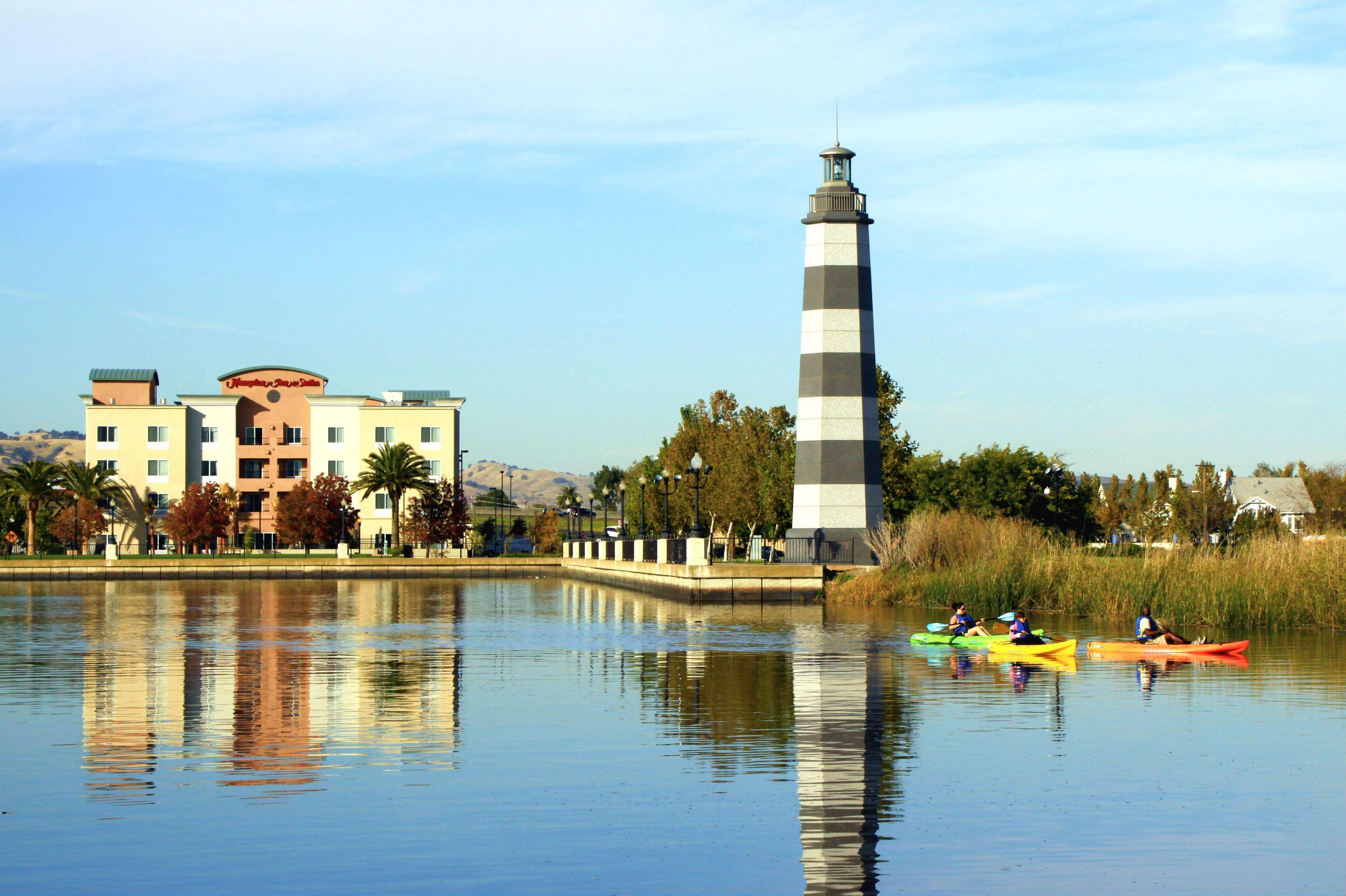 Hampton Inn & Suites Suisun City Waterfront Buitenkant foto