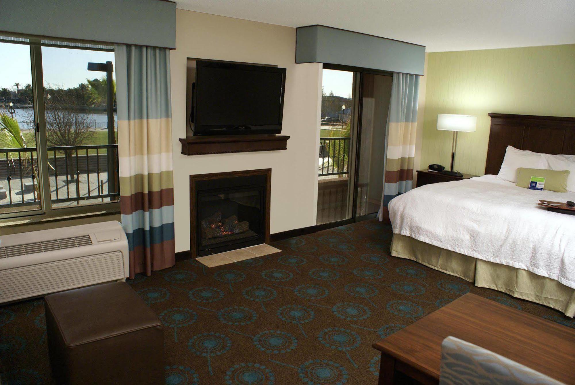 Hampton Inn & Suites Suisun City Waterfront Kamer foto